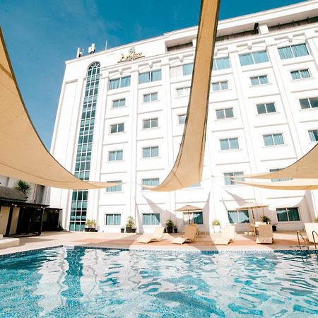 The Apo View Hotel Davao Stadt Exterior foto