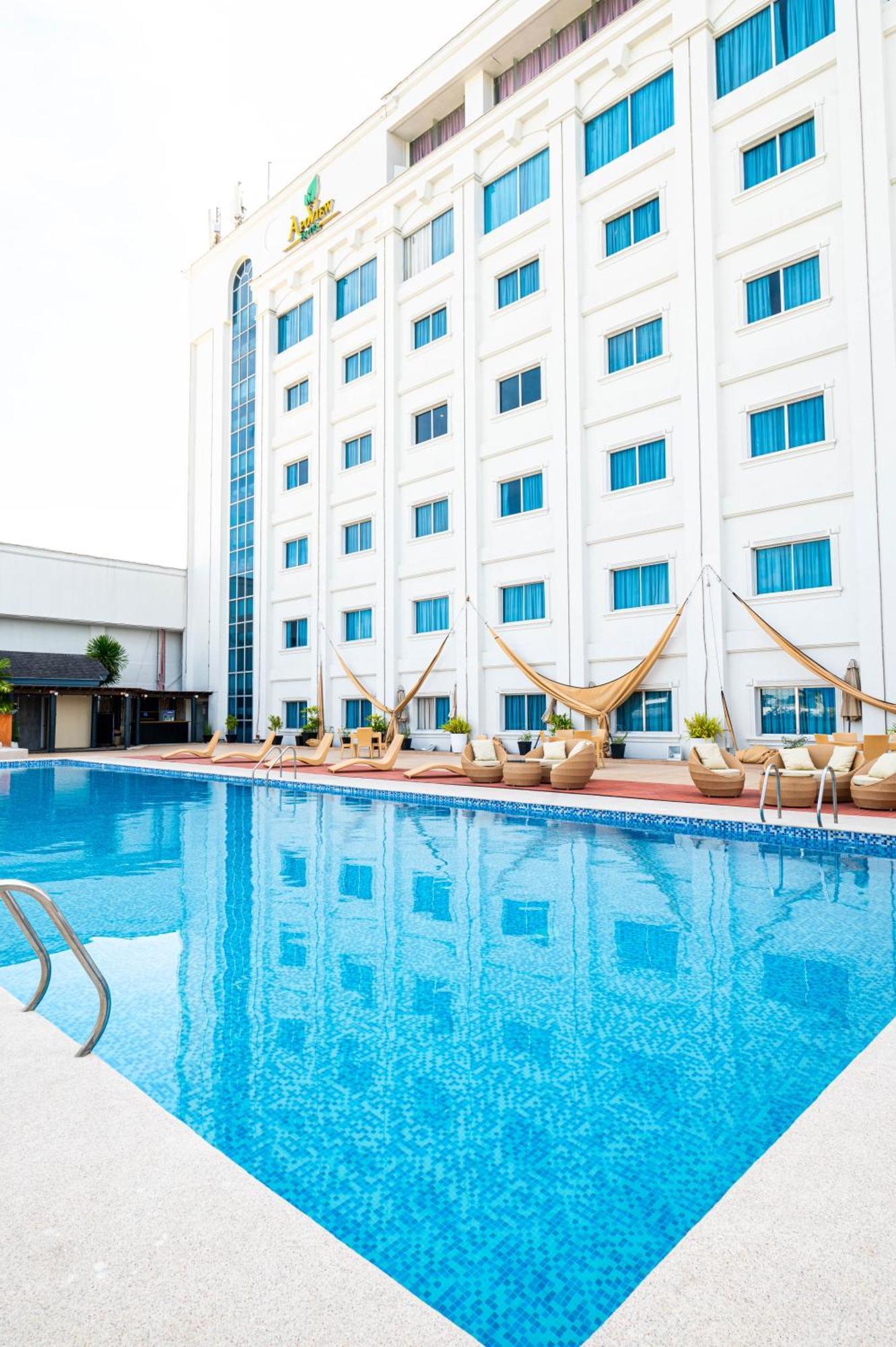 The Apo View Hotel Davao Stadt Exterior foto