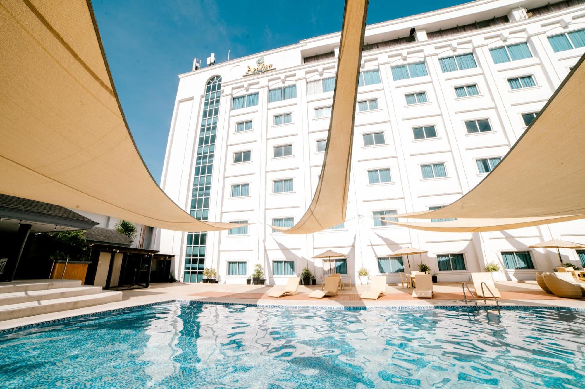 The Apo View Hotel Davao Stadt Exterior foto