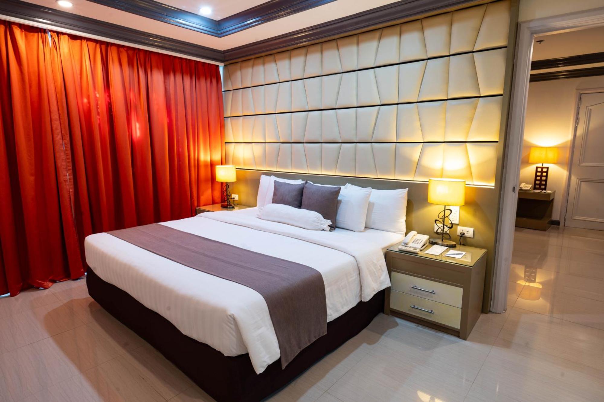 The Apo View Hotel Davao Stadt Exterior foto