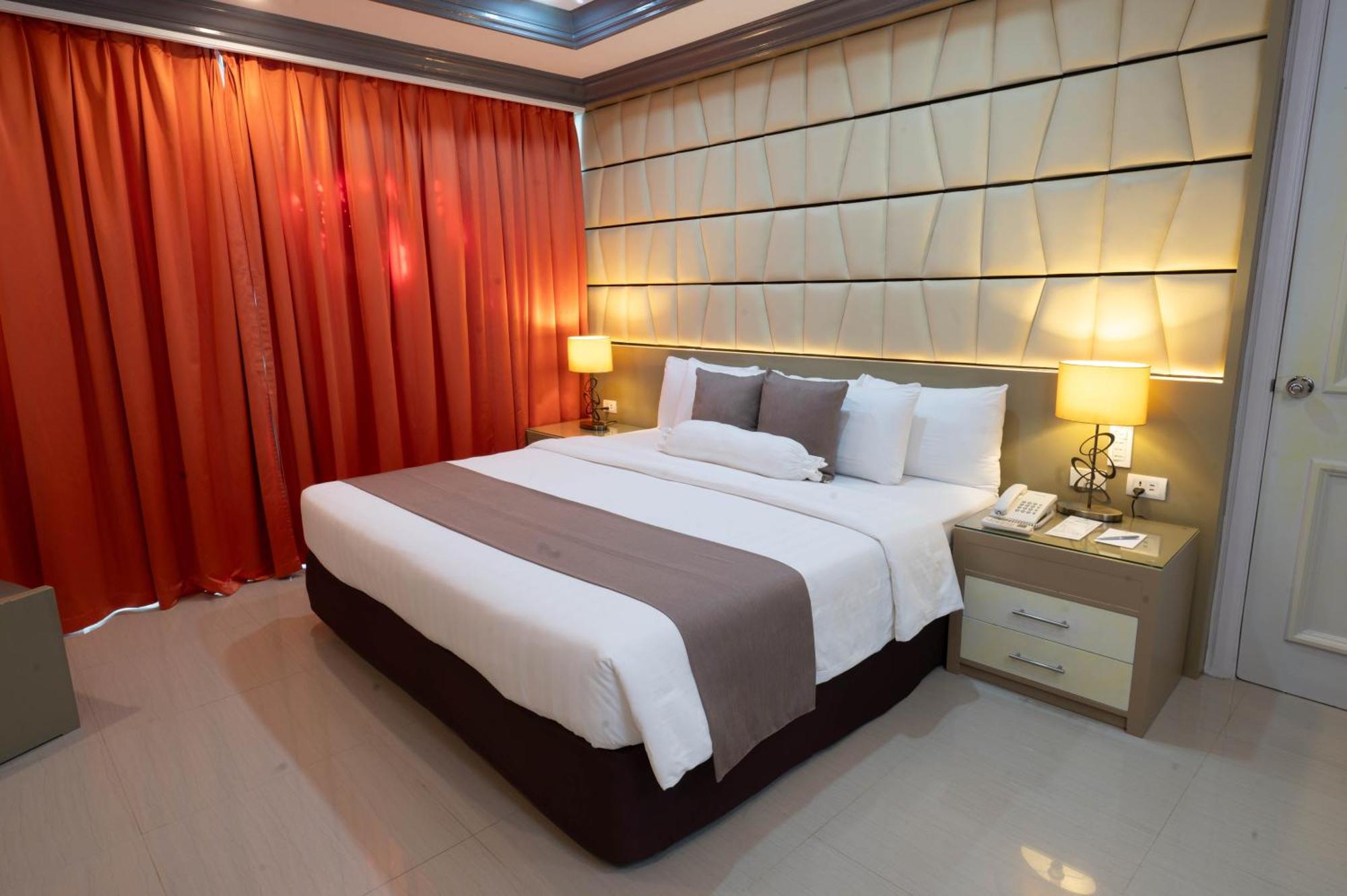 The Apo View Hotel Davao Stadt Exterior foto